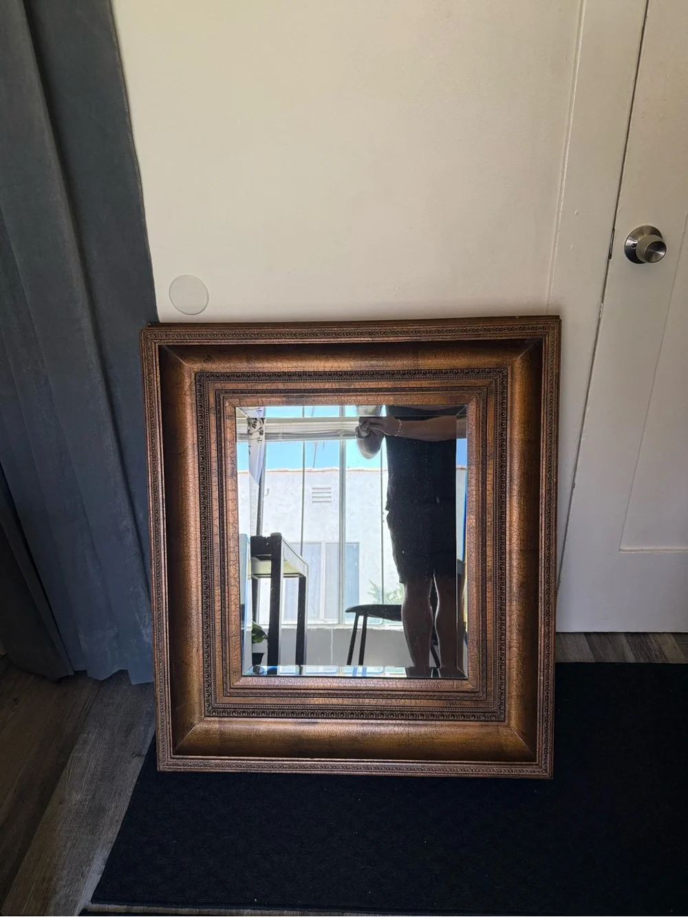 Classic Ornate Gold Wall Mirror - Elegant Accent